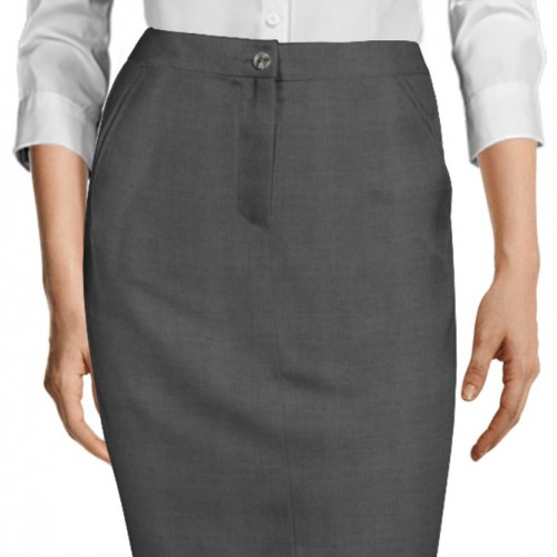 Jetted front pockets in women’s skirts.