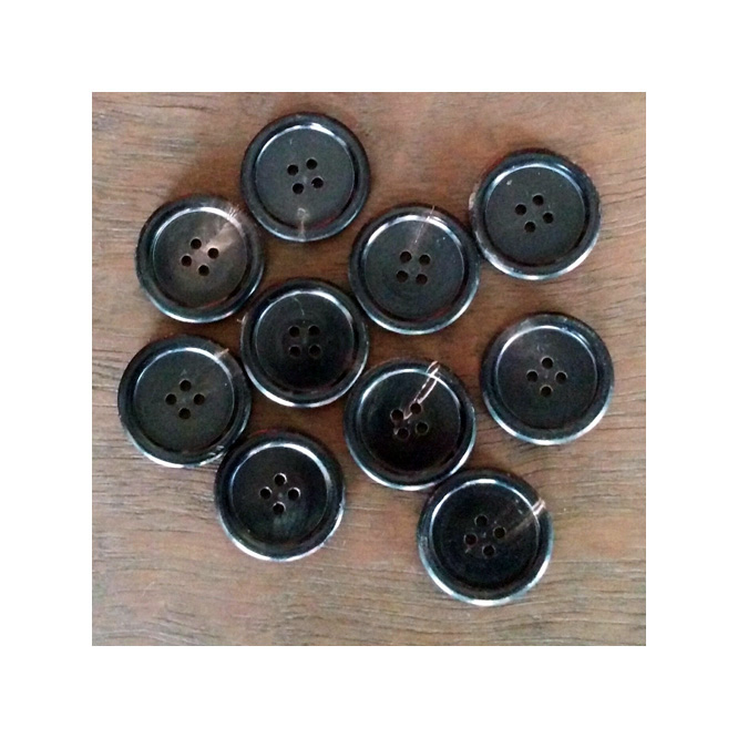 black horn buttons 28 mm in size