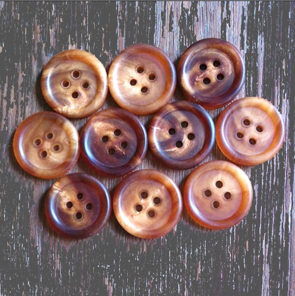 hand made 22 mm brown horn buttons for coats and suits