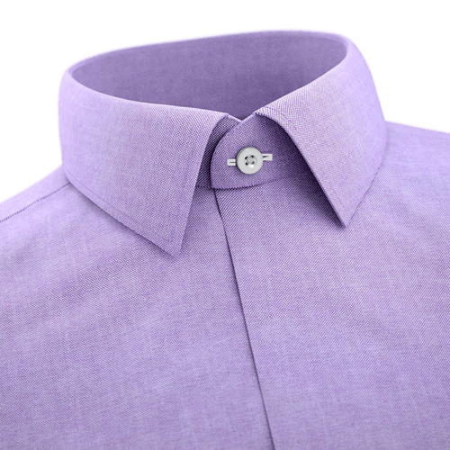 Button color matching buttonholes on the men’s shirt.