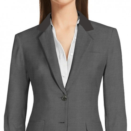 Leather collar in women’s single-breasted jacket.